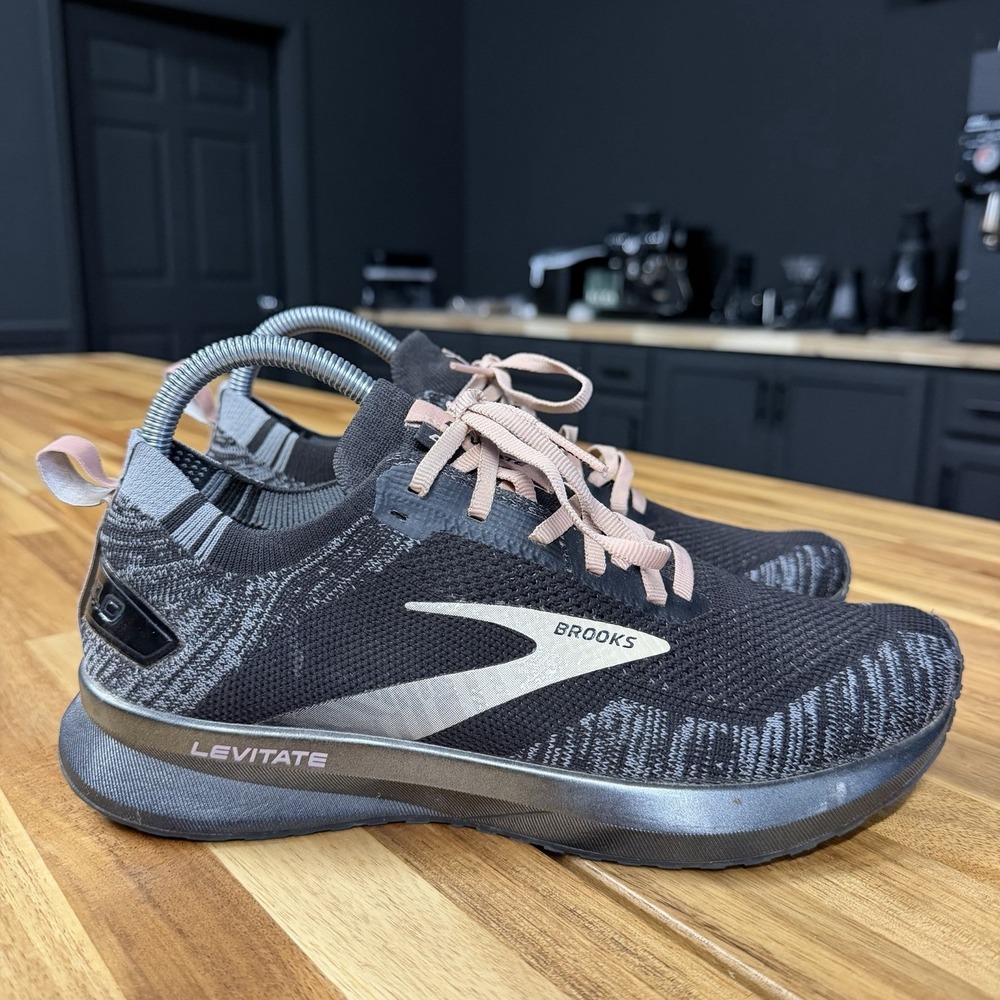 Brooks Levitate 4 Running Shoes Womens Sz 9 Black Rose Gold DNA AMP 1203351B041